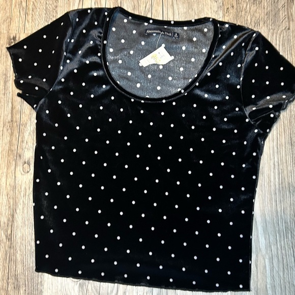 Abercrombie & Fitch Women S Black Velvet Polka Dot Lettuce Trim Crop Top - Picture 6 of 7